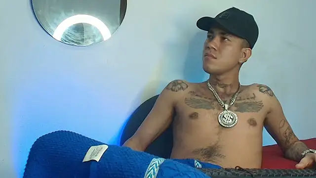 Ayala_777 live XXX chat