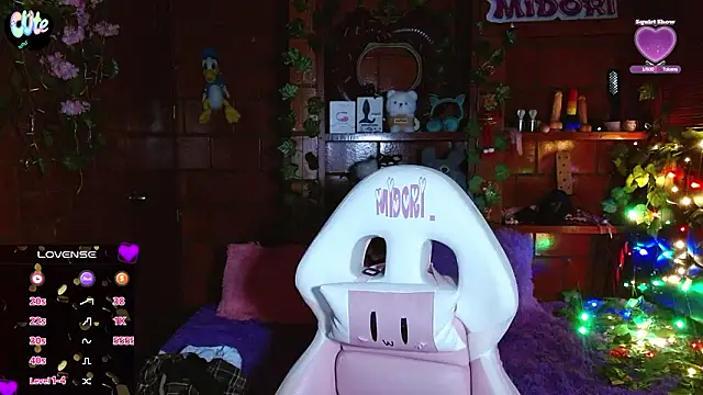 MidoriQuiinn: онлайн-секс-чат