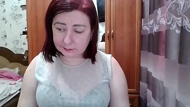 SophieNightAh Adlı Modelin Canlı XXX Sohbeti