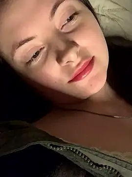 fairy365 Adlı Modelin Canlı XXX Sohbeti