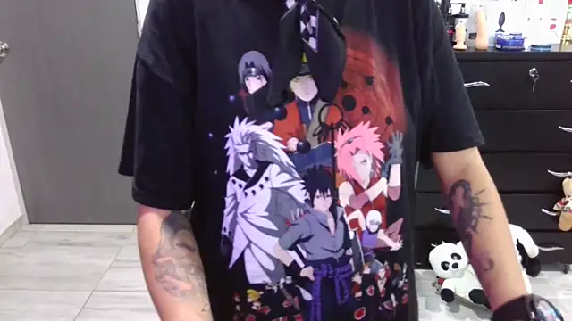 thomascooper7 Adlı Modelin Canlı XXX Sohbeti