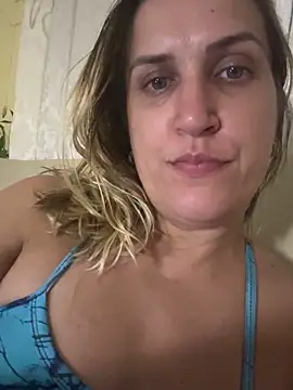 Czat XXX na żywo – Bia_sexynovaes