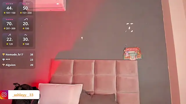 _Ashley_33: απευθείας συνομιλία ΧΧΧ