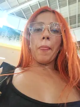 Alis_xxx: απευθείας συνομιλία ΧΧΧ