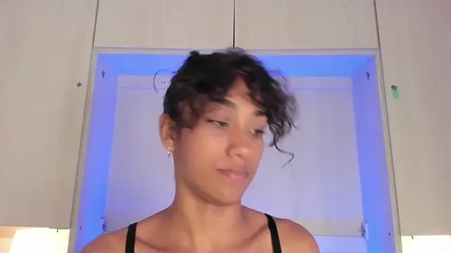 AnahiCollins 现场XXX聊天