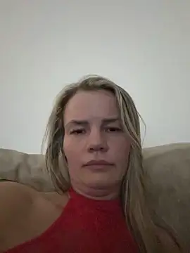 Živý XXX chat Cutebrowneyes_