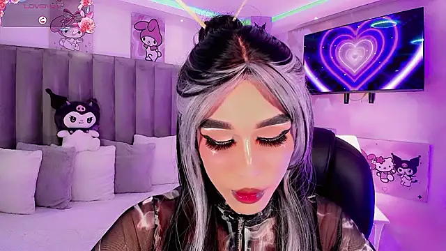 Czat XXX na żywo – dearAlanaxxx