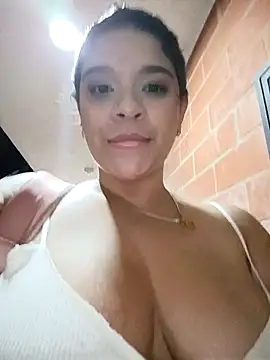 Layla-daring Live XXX Chat