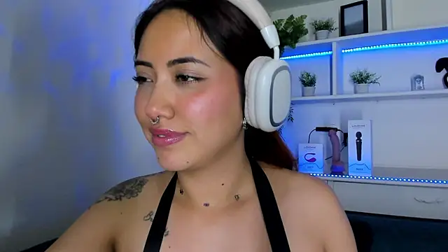 Saelivrae live XXX chat