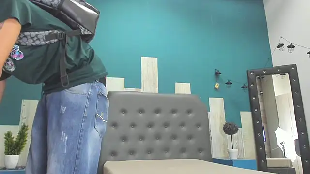 Crissh_1_ Webcam show