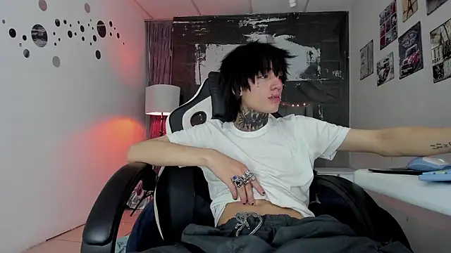 koryu_skulln Live XXX chat