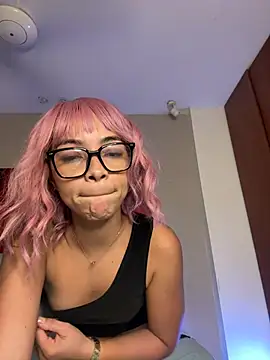 Chatroom XXX en direct de AkiraY10