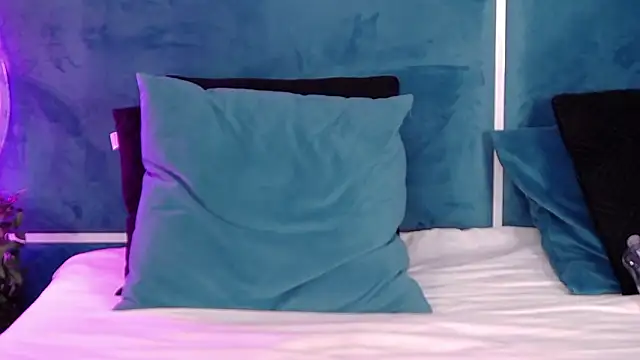 HaliaGlass Chat XXX live