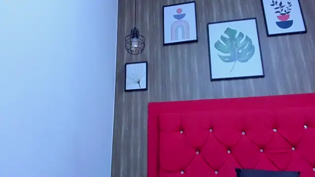 meggancurvy Adlı Modelin Canlı XXX Sohbeti