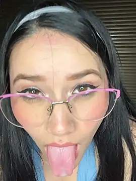 Veronica_Wins_: онлайн-секс-чат