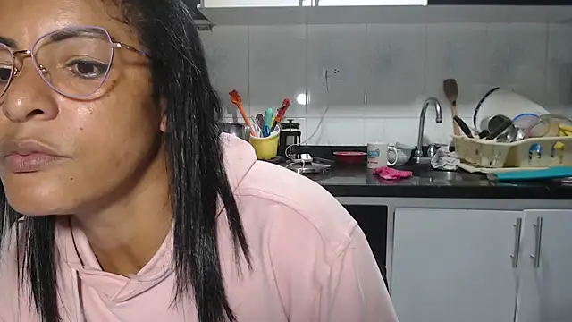 kateleyagrey Chat XXX live