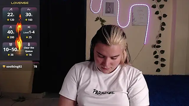 Chat XXX en directo de Nika_1_