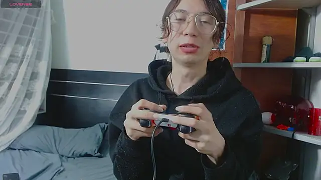 najimi_uwu's Live XXX Chat