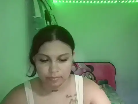 Paola_1203: онлайн-секс-чат