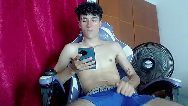 Johnny_cagee_ Webcam show