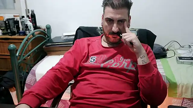 Chatroom XXX en direct de Italian_dark_desire