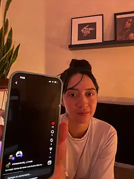 EmmyEvans1 élő XXX-chatje