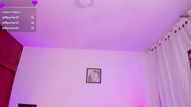 Cata_green élő XXX-chatje