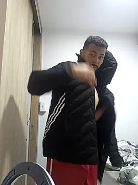 Phillips06 Live XXX Chat