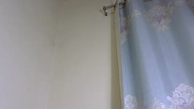 Anu_tiny élő XXX-chatje