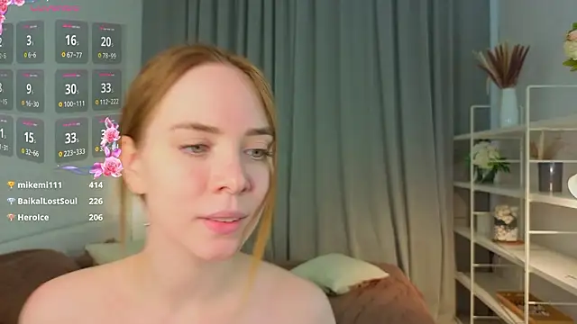 CarollSmithh élő XXX-chatje