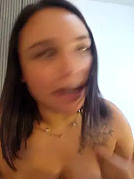 Онлайн чат XXX LizzRouse