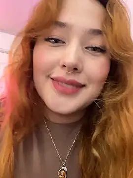 Tulipa_ Adlı Modelin Canlı XXX Sohbeti