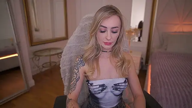 Chatroom XXX en direct de GraceCandy