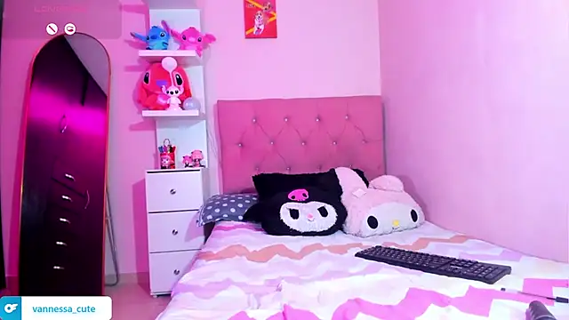 Vannessa__Shy Live XXX Chat