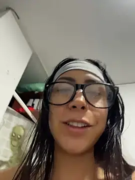 _alabina_ Chat XXX in diretta