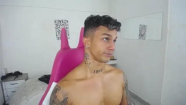 Chat XXX ao vivo de Leonard_Price