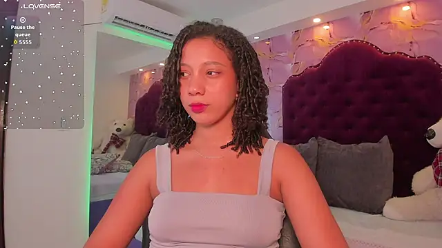 cloe_555 Live XXX-Chat