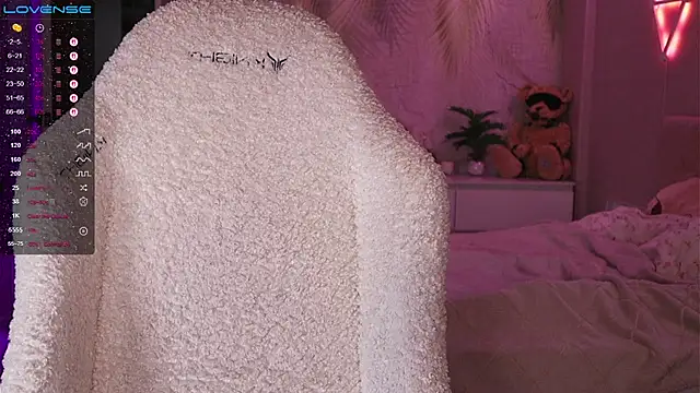 Break-me-Shake-me Chat XXX live