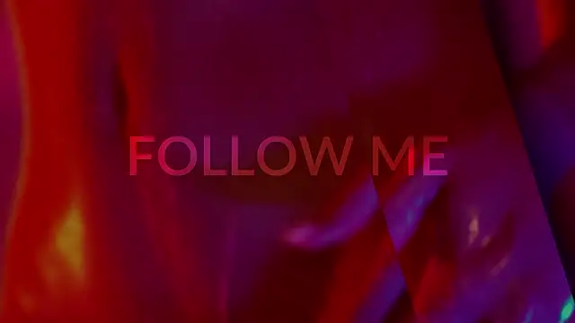 HeyBananas live XXX chat