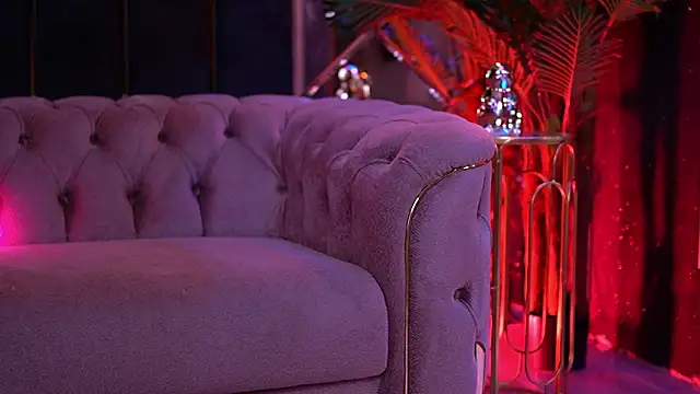 Онлайн чат XXX BellaNoirre