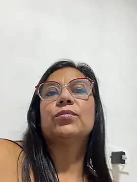 Webkamerová show YadiraOrozco