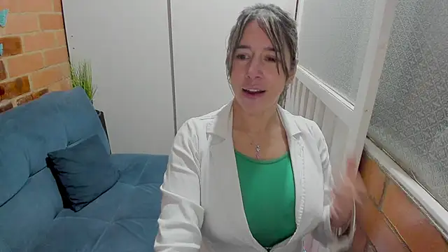 Penelope47 Live XXX-Chat