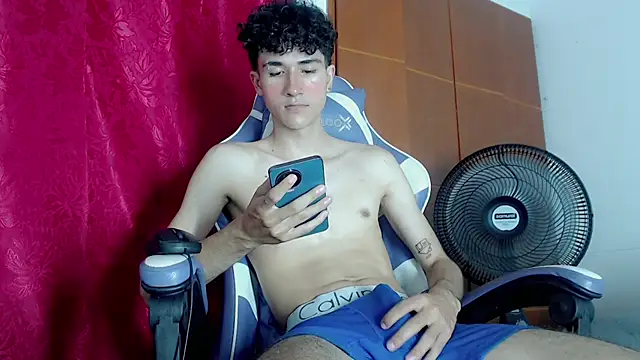 Johnny_cagee_ Webcam show
