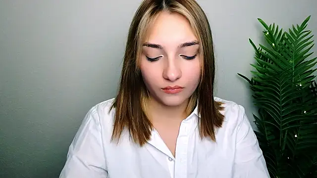 veryshygirl élő XXX-chatje