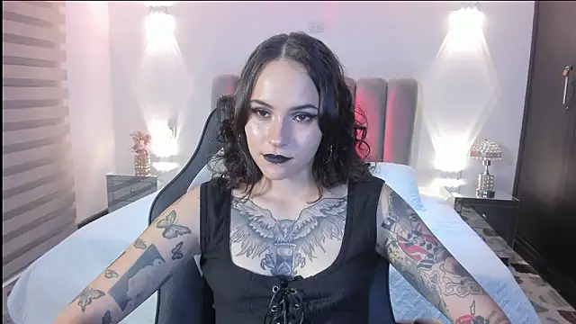 AnnyThompson_ Live XXX-chat