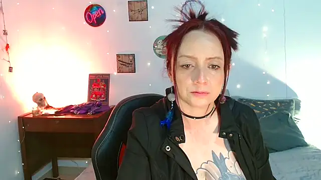 Catamilf77 élő XXX-chatje