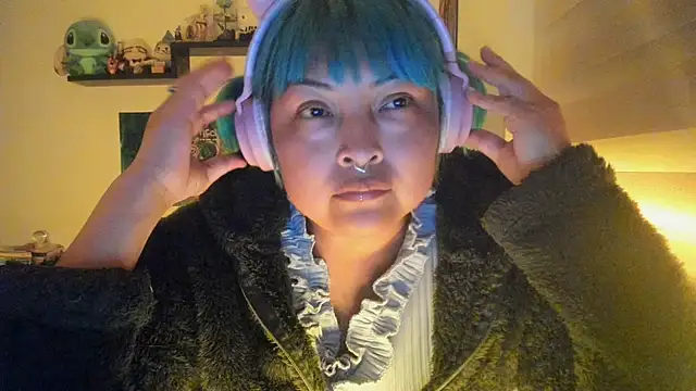 Chat XXX en directo de Shaddycute_