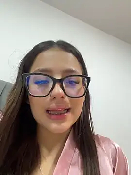 Sofia18_pinkkのライブXXXチャット