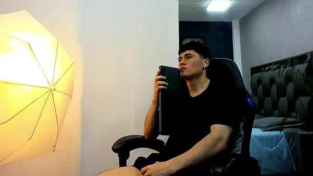 roan_birkin: онлайн-секс-чат