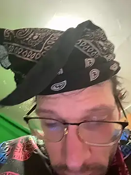 MasterDaddyCool live XXX chat